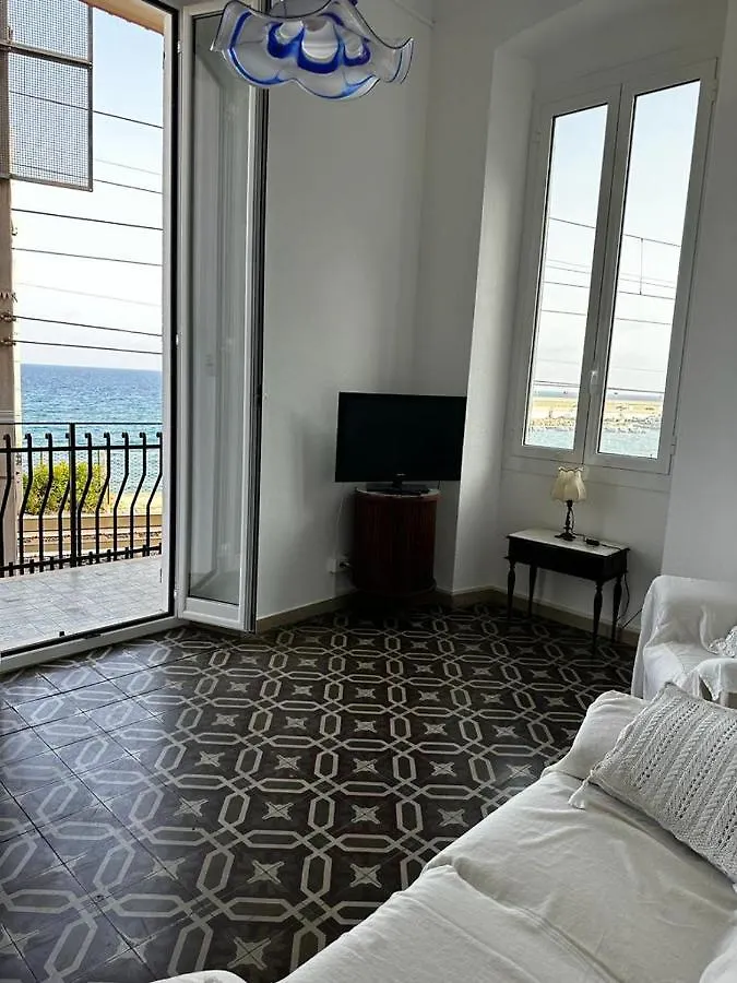 La Via Sul Mare Apartment Bordighera 0*,